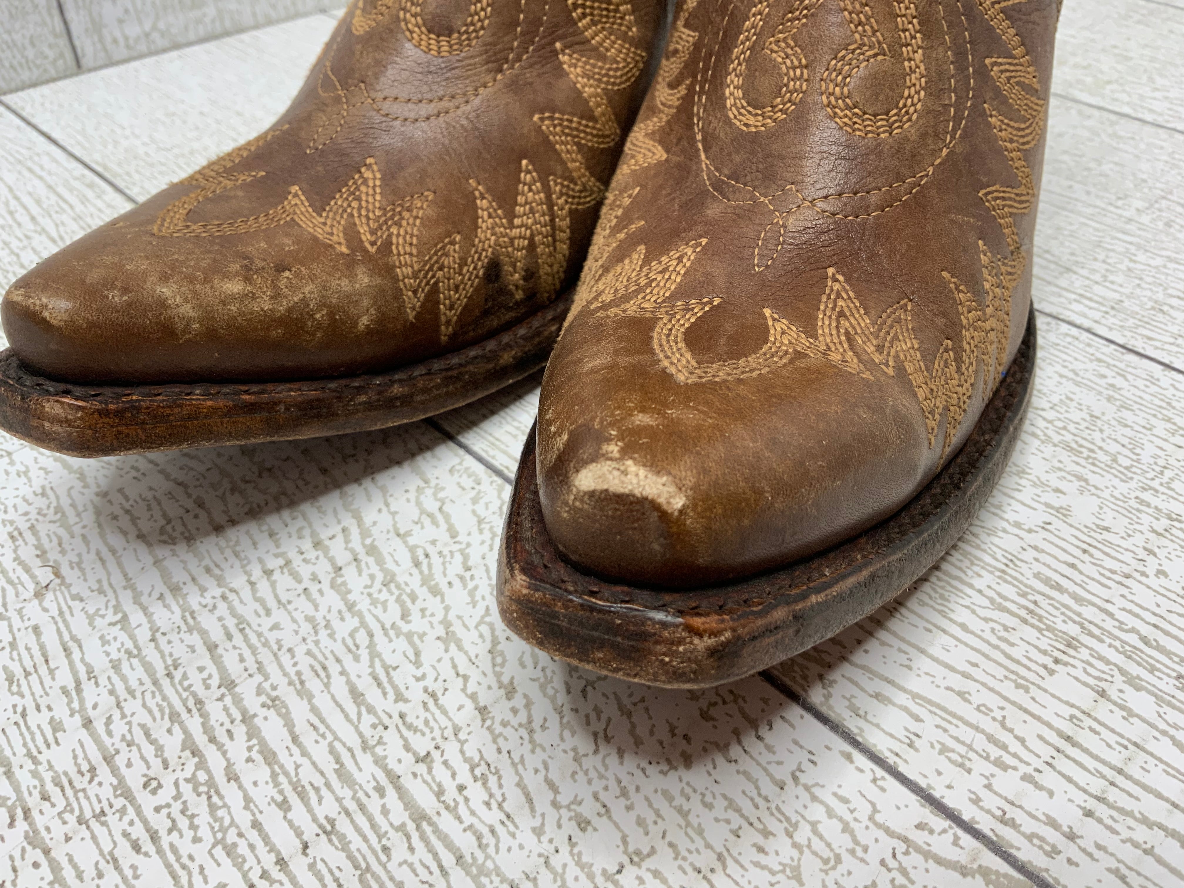 ARIAT Women's Dixon Western Boot **Size 6.5** (7997557440750)